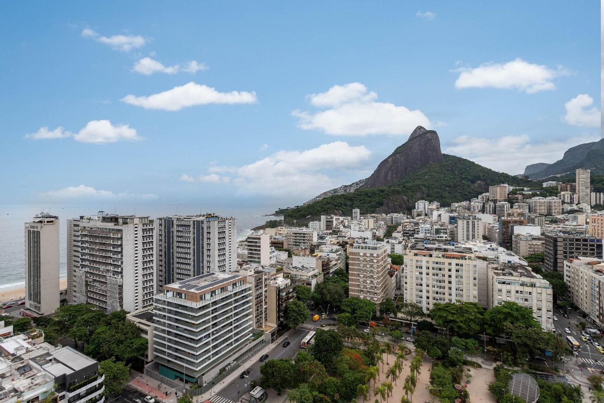 2 E Vista O Cristo Apartment