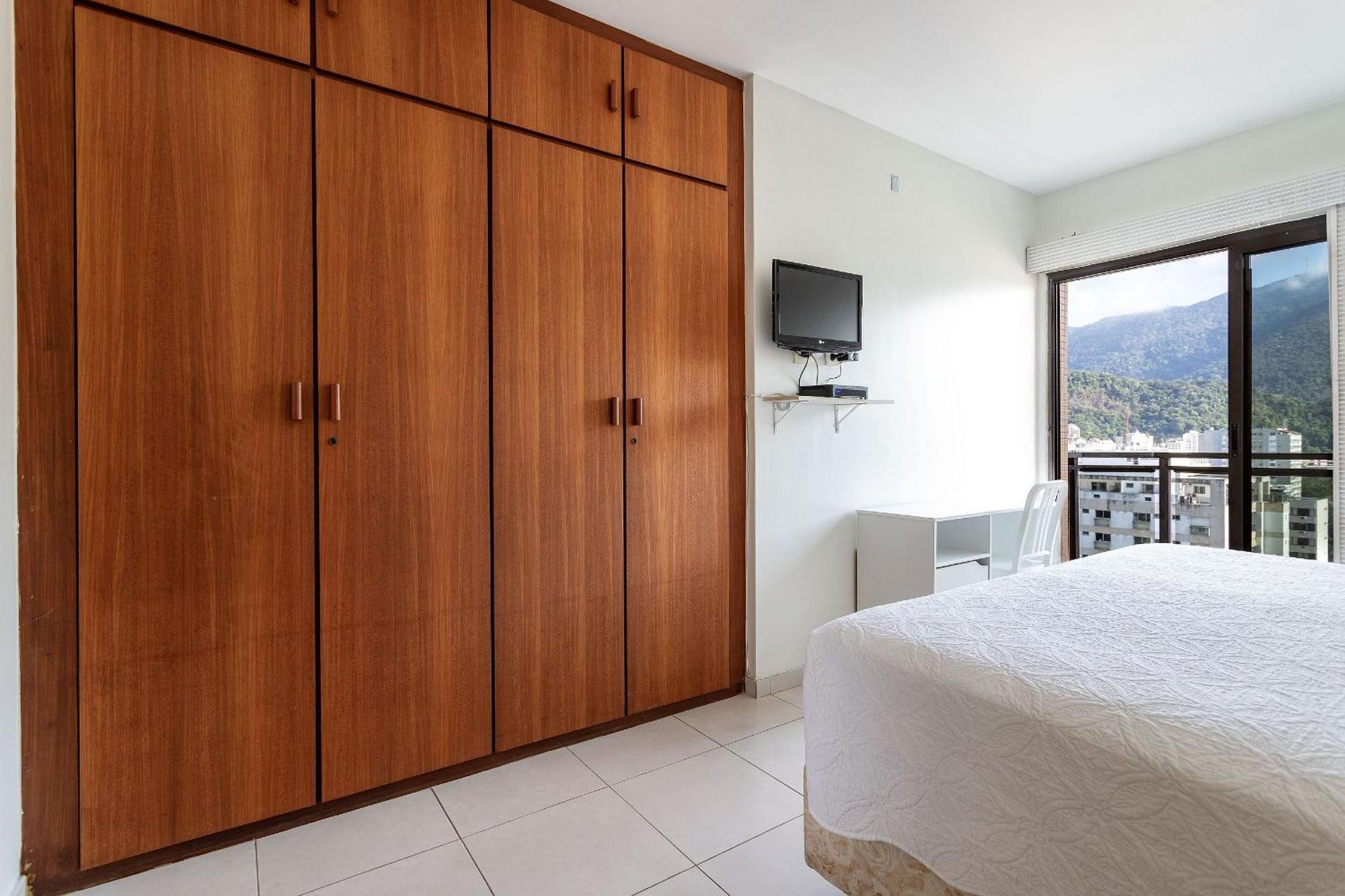 2 E Vista O Cristo Apartment *